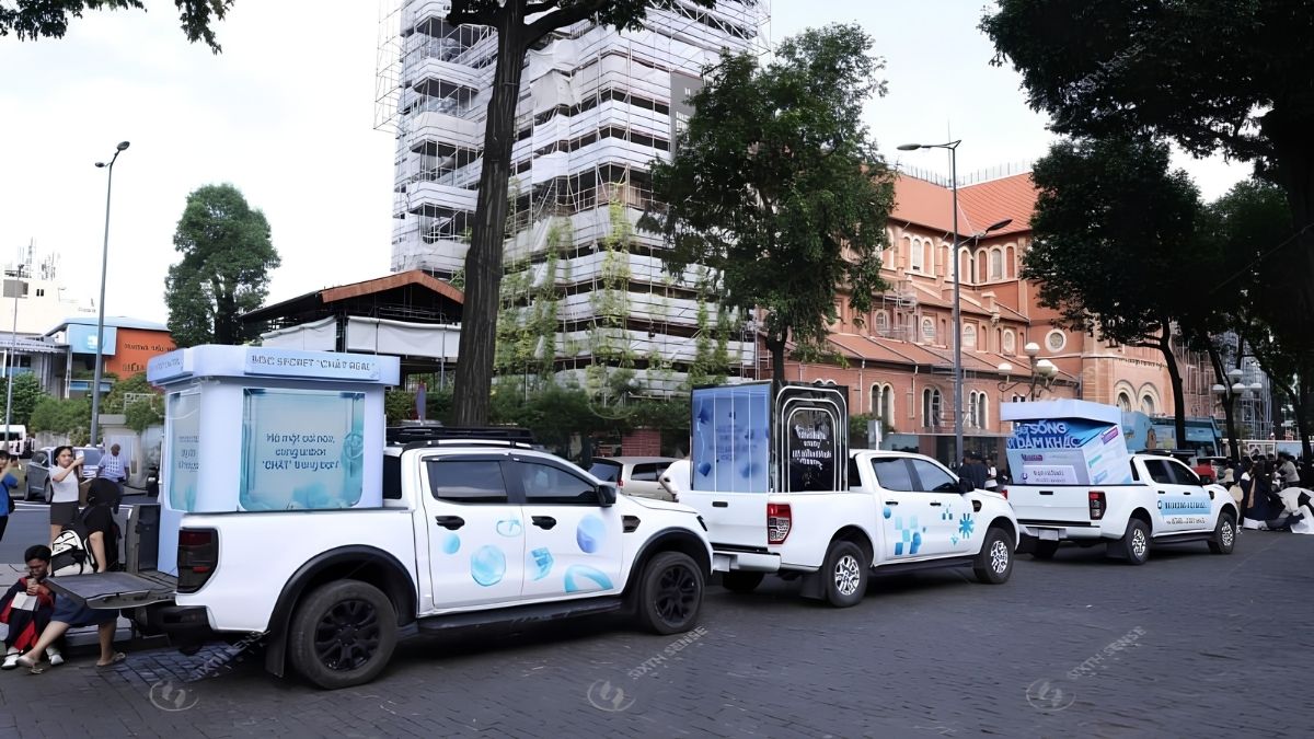 Roadshow Ngân Hàng Là Gì? Hình Thức, Báo Giá Và Quy Trình Tổ Chức 14 Đoàn ô tô quảng bá đồng bộ giúp ngân hàng tạo dấu ấn thương hiệu trên đường phố (Nguồn: SSM)