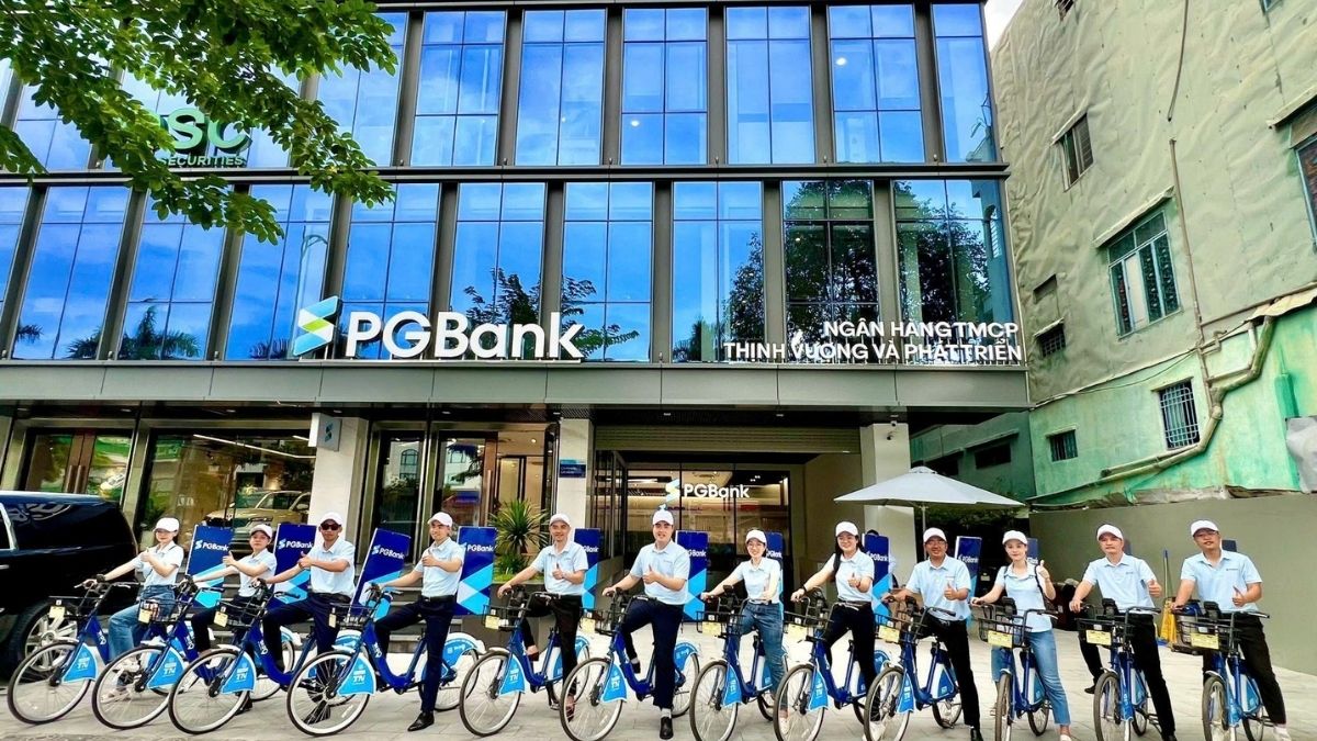 Roadshow Ngân Hàng Là Gì? Hình Thức, Báo Giá Và Quy Trình Tổ Chức 21 SSM cung cấp dịch vụ roadshow ngân hàng trọn gói từ ý tưởng đến triển khai (Nguồn: SSM)