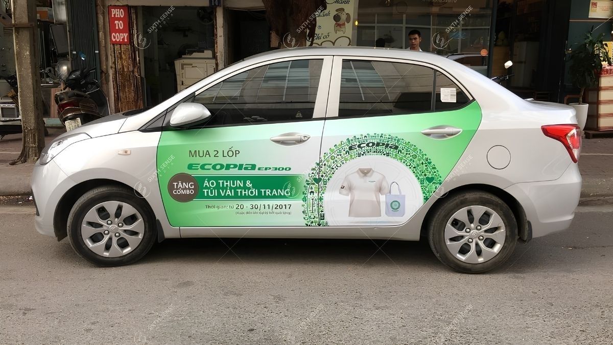 Dịch Vụ Quảng Cáo Trên Xe Ô Tô Cá Nhân, Xe Hơi, Grabcar, Becar 6 Dán quảng cáo trên xe ô tô cá nhân cần đúng vị trí và diện tích theo quy định pháp luật hiện hành.