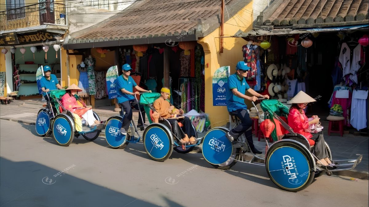 Roadshow Là Gì? Các Hình Thức & Quy Trình Tổ Chức Roadshow 2026 25 SSM cung cấp dịch vụ roadshow trọn gói, đồng hành cùng doanh nghiệp từ tư vấn, triển khai đến nghiệm thu chiến dịch